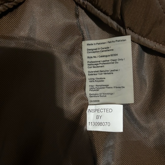 Danier leather jacket size medium - Picture 2 of 10